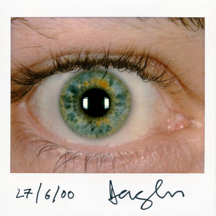 Douglas Gordon